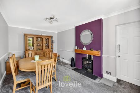 4 bedroom Detached house for sale in Station Road, Stallingborough, DN41