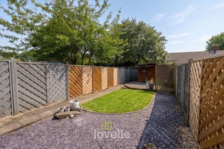 3 bedroom Terraced House for sale in Poachers Rise, Stallingborough, DN41