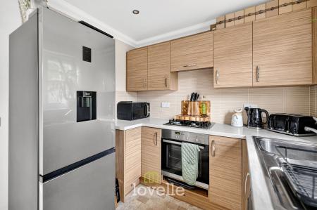 3 bedroom Terraced House for sale in Poachers Rise, Stallingborough, DN41