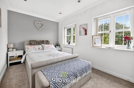 3 bedroom Terraced House for sale in Poachers Rise, Stallingborough, DN41