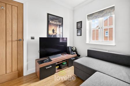 3 bedroom Terraced House for sale in Poachers Rise, Stallingborough, DN41