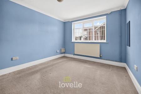 3 bedroom Bungalow for sale in Wheatfield Drive, Waltham, DN37