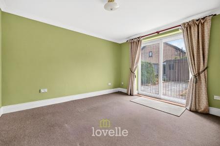 3 bedroom Bungalow for sale in Wheatfield Drive, Waltham, DN37