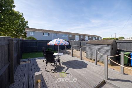 3 bedroom End of terrace house for sale in Fountains Avenue, Grimsby, DN37