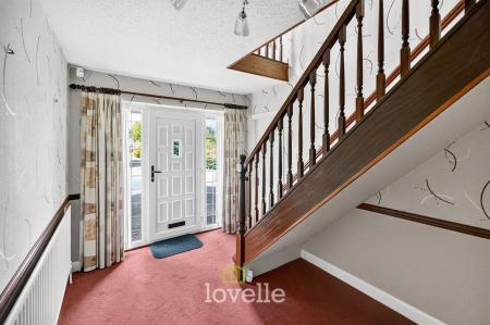 4 bedroom Detached house for sale in Tetney Lane, Holton-Le-Clay, DN36