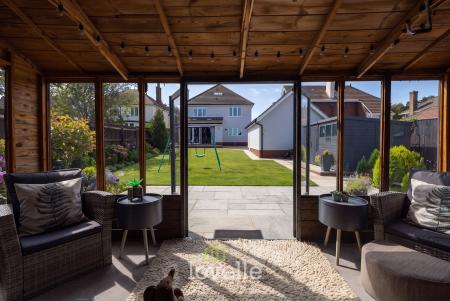 5 bedroom Detached house for sale in Great Coates Road, Grimsby, DN34