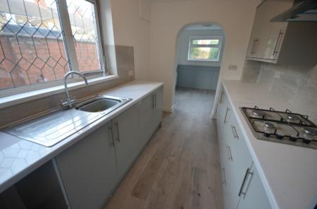 2 bedroom Terraced House to let in Hildyard Street, Grimsby, DN32