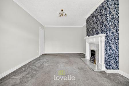 3 bedroom Semi-detached bungalow for sale in Whitgift Close, Laceby, DN37