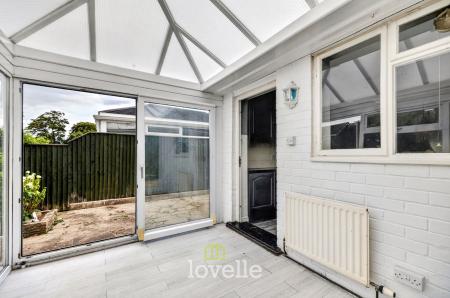 3 bedroom Semi-detached bungalow for sale in Whitgift Close, Laceby, DN37