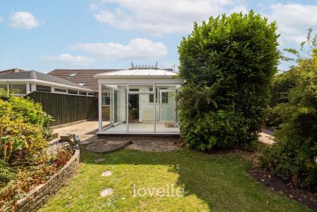 3 bedroom Semi-detached bungalow for sale in Whitgift Close, Laceby, DN37
