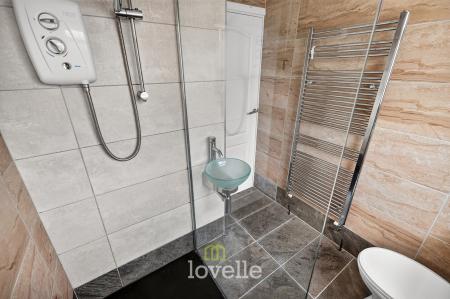 3 bedroom Semi-detached bungalow for sale in Whitgift Close, Laceby, DN37