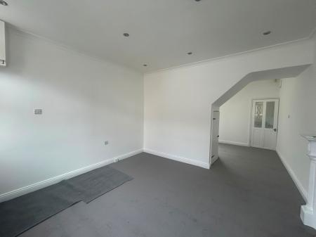 2 bedroom Terraced House to let in Haycroft Street, Grimsby, DN31
