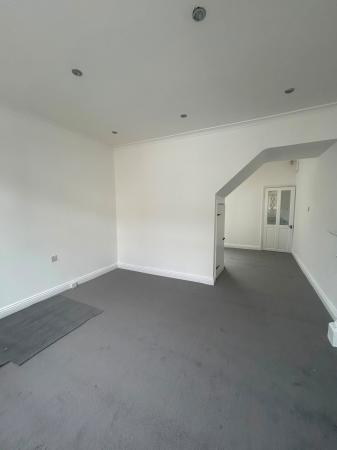 2 bedroom Terraced House to let in Haycroft Street, Grimsby, DN31