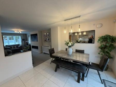 3 bedroom Terraced House to let in Helvellyn Way,, Scartho, Grimsby, DN33