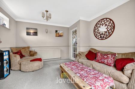 4 bedroom Detached house for sale in Carmen Crescent, Holton-Le-Clay, DN36