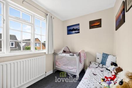 4 bedroom Detached house for sale in Carmen Crescent, Holton-Le-Clay, DN36