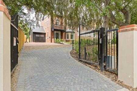 Abbey Road, Grimsby, DN32
