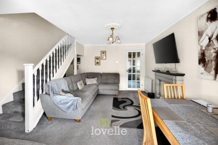 2 bedroom Terraced House for sale in Waterside Drive, Grimsby, DN31