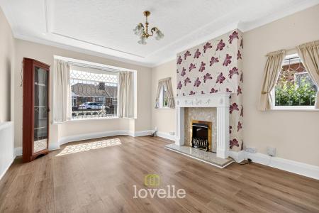2 bedroom Semi-detached bungalow for sale in Malvern Avenue, Grimsby, DN33