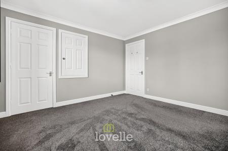 2 bedroom Semi-detached house for sale in Highfield Road, North Thoresby, DN36