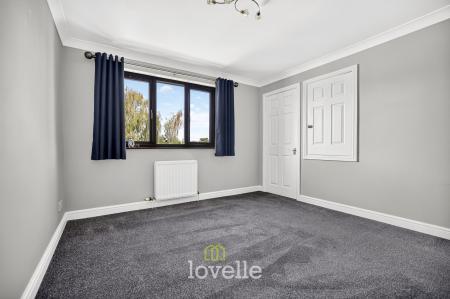 2 bedroom Semi-detached house for sale in Highfield Road, North Thoresby, DN36