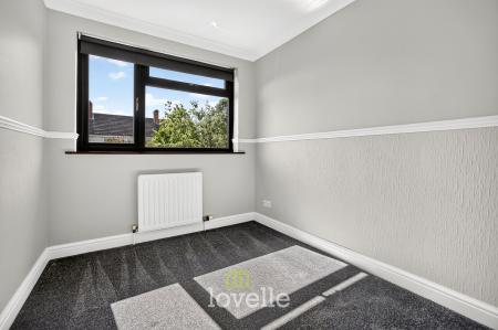 2 bedroom Semi-detached house for sale in Highfield Road, North Thoresby, DN36