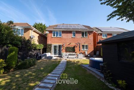 4 bedroom Detached house for sale in Newmarch Court, Scartho Top, DN33