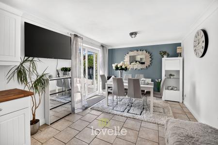 4 bedroom Detached house for sale in Newmarch Court, Scartho Top, DN33