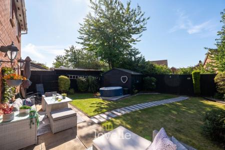 4 bedroom Detached house for sale in Newmarch Court, Scartho Top, DN33