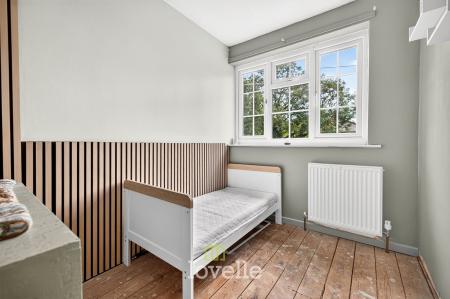 3 bedroom Semi-detached house for sale in Station Road, Stallingborough, DN41