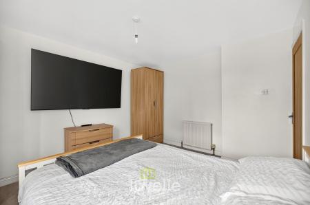 3 bedroom Semi-detached house for sale in Station Road, Stallingborough, DN41