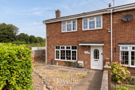 3 bedroom Semi-detached house for sale in Station Road, Stallingborough, DN41