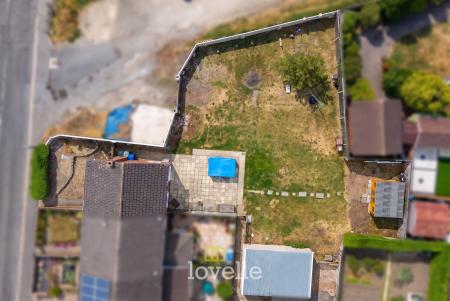 3 bedroom Semi-detached house for sale in Station Road, Stallingborough, DN41