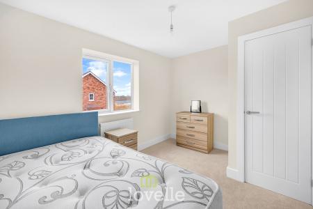 2 bedroom Semi-detached house for sale in Harewood Way, Grimsby, DN32