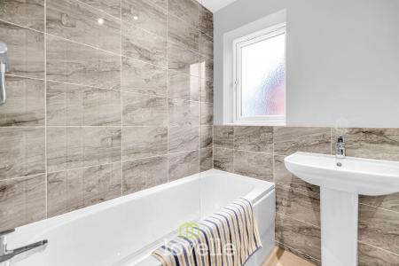 2 bedroom Semi-detached house for sale in Harewood Way, Grimsby, DN32