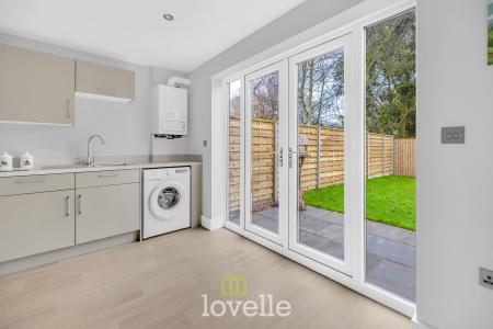 2 bedroom Semi-detached house for sale in Harewood Way, Grimsby, DN32