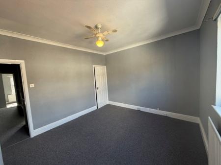 3 bedroom Terraced House to let in Lovett Street, Cleethorpes, DN35