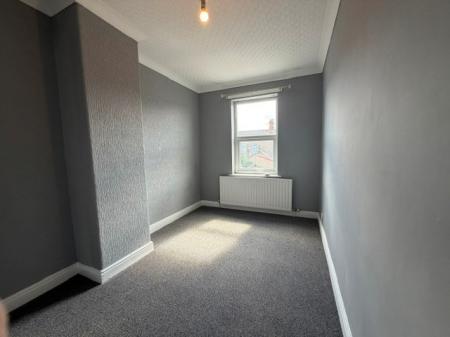 3 bedroom Terraced House to let in Lovett Street, Cleethorpes, DN35