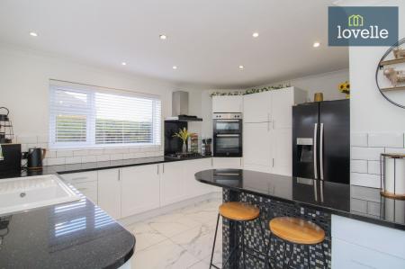 4 bedroom Detached house for sale in St. Nicholas Drive, Grimsby, DN37