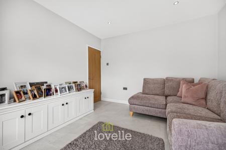 4 bedroom Detached house for sale in Brigsley Road, Waltham, DN37