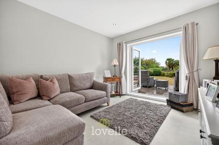 4 bedroom Detached house for sale in Brigsley Road, Waltham, DN37