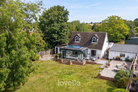 4 bedroom Detached house for sale in Brigsley Road, Waltham, DN37