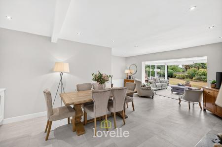4 bedroom Detached house for sale in Brigsley Road, Waltham, DN37