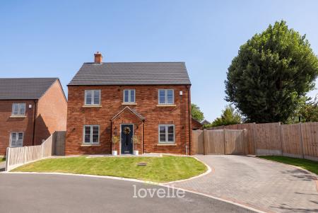 4 bedroom Detached house for sale in Maple Court, Barnoldby-Le-Beck, DN37