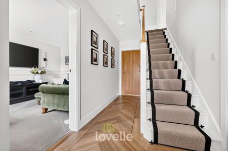 4 bedroom Detached house for sale in Maple Court, Barnoldby-Le-Beck, DN37