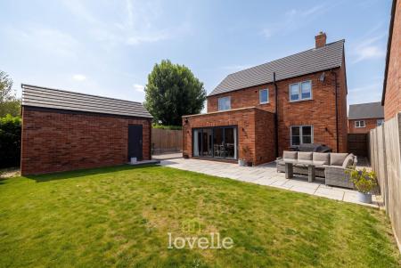 4 bedroom Detached house for sale in Maple Court, Barnoldby-Le-Beck, DN37