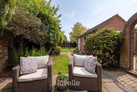 3 bedroom Semi-detached house for sale in Walker Avenue, Grimsby, DN33