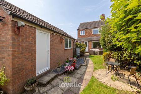 3 bedroom Semi-detached house for sale in Walker Avenue, Grimsby, DN33