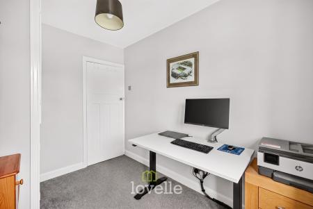 3 bedroom Semi-detached house for sale in Walker Avenue, Grimsby, DN33