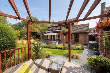 Pilgrims Way, Immingham, DN40